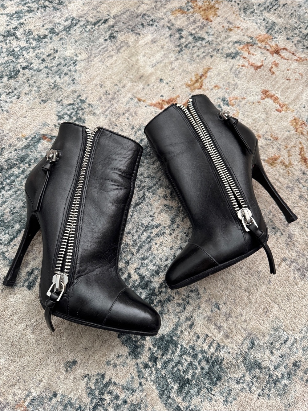 Black Leather Stiletto Ankle Boots with Silver Zipper - Picture 6 of 12